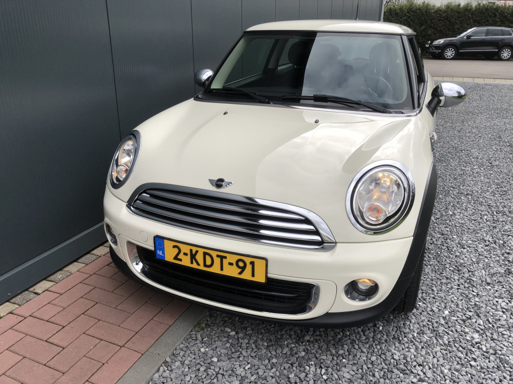 Mini One mini 1.6 holland street navigatie 3-drs