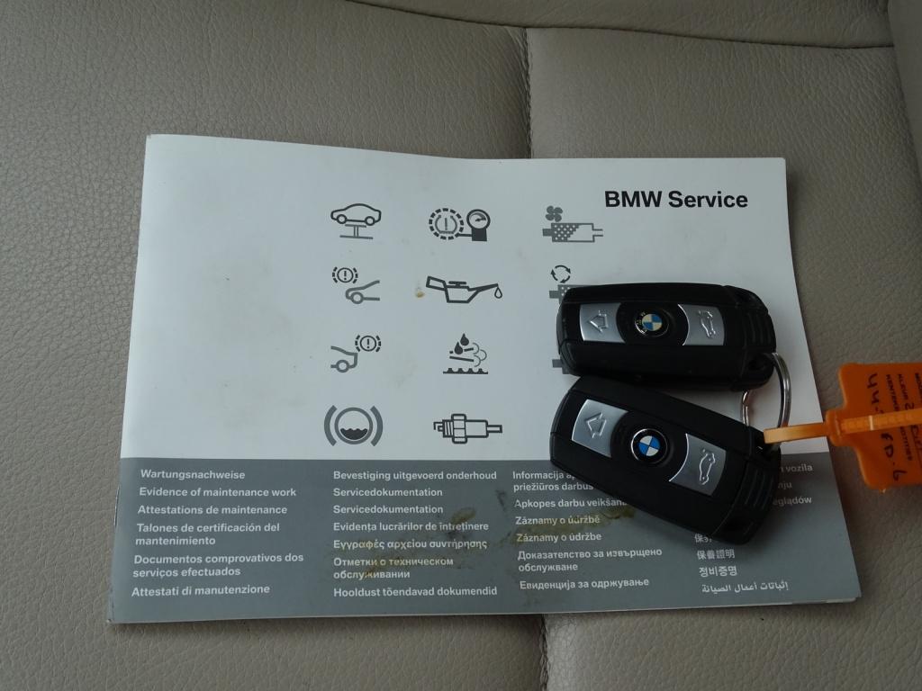 BMW X1 sdrive18i executive automaat | leder | bluetooth