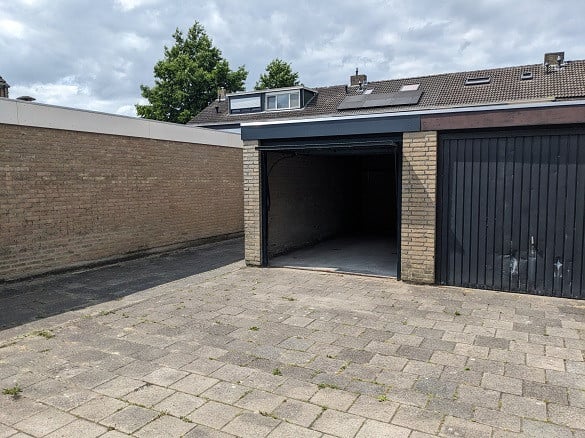 Garagebox aan de Castor te Oostburg