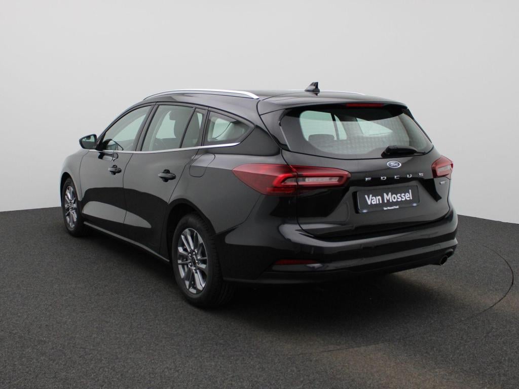 Ford Focus wagon 1.0 ecoboost hybrid titanium navigatie | pdc | apple carpl