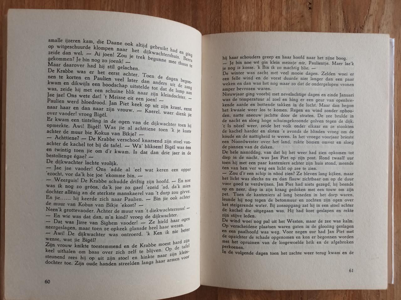 Zeeuws boek Volk van Bazalt van Dignate Robbertz