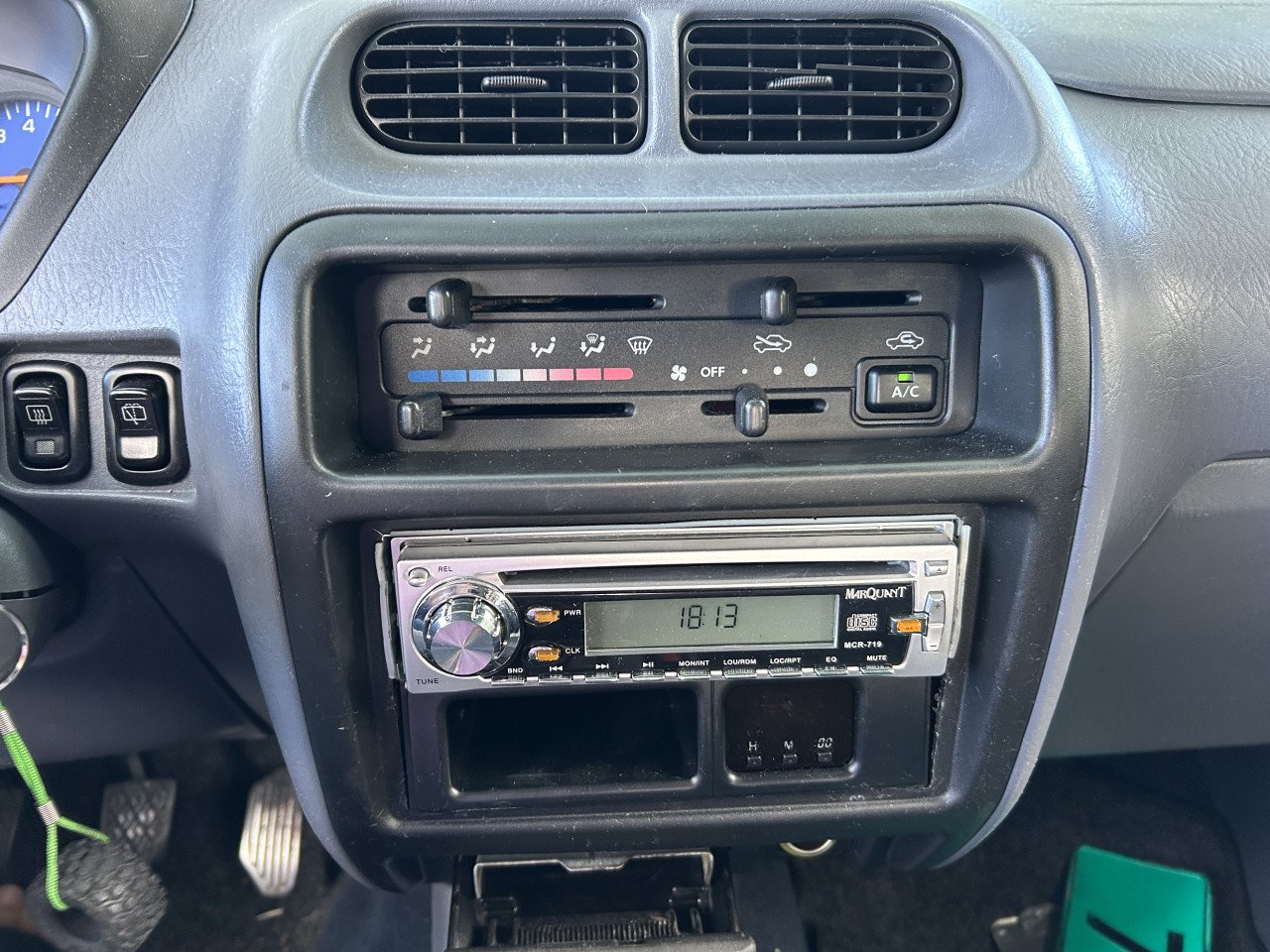 Daihatsu Terios 4x4 07-2000 € 2.250,= IJskoude airconditioning