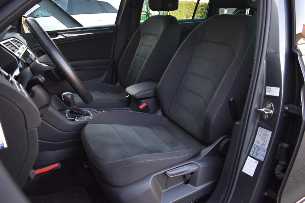 Volkswagen Tiguan 1.5 tsi act r-line | trekhaak | nap | apple carplay | and