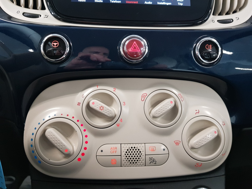 Fiat 500 hybrid lounge