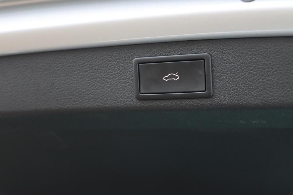 Skoda Superb combi 1.4 tsi iv sportline 218pk dsg6 | black style | memory s