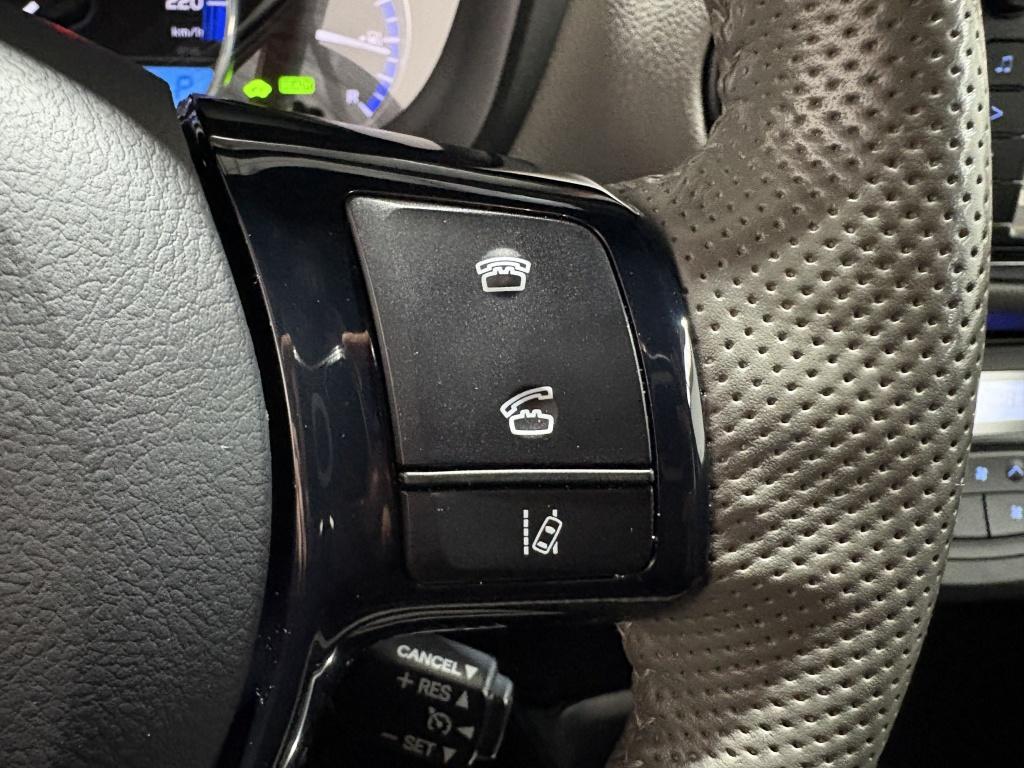 Toyota Yaris 1.5 hybrid dynamic bi-tone | camera | navi |