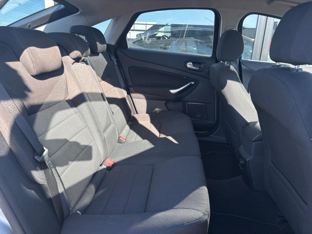 Ford Mondeo 2.0 16v 107kw 5d titanium, trekhaak