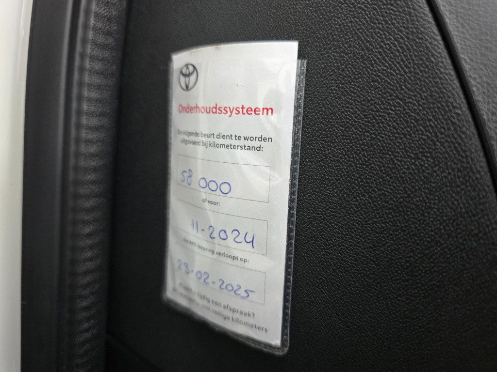 Toyota Aygo occasion met parkeercamera en weinig km | tweedehands toyota ay