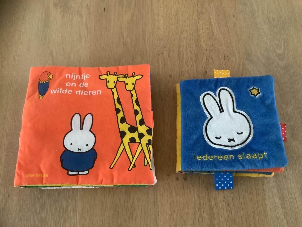 Baby Stoffen Zoek en Voel Boekjes + Grijpbal - Little Dutch, Hema, Nijntje