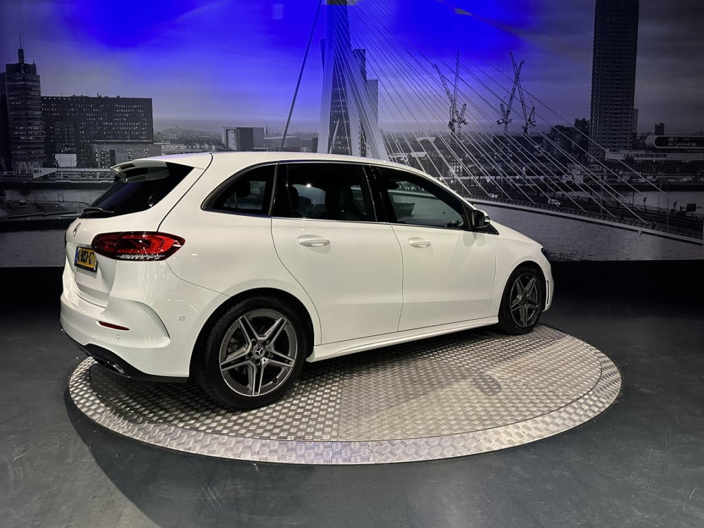 Mercedes-Benz B-Klasse 200 business solution amg