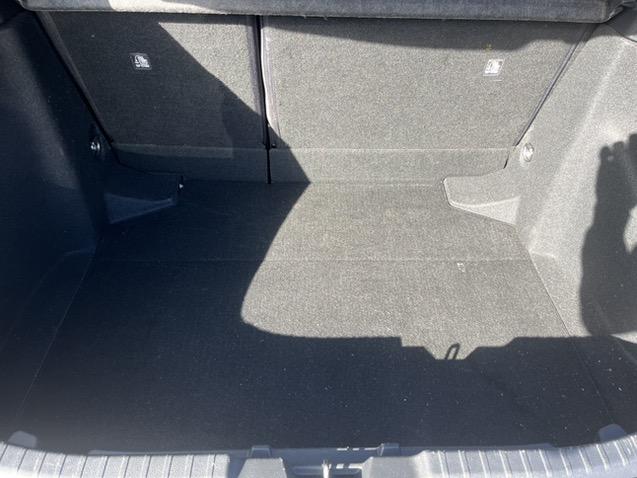 Toyota Corolla 1.8 hybrid comfort | 18" lmv | trekhaak | climate