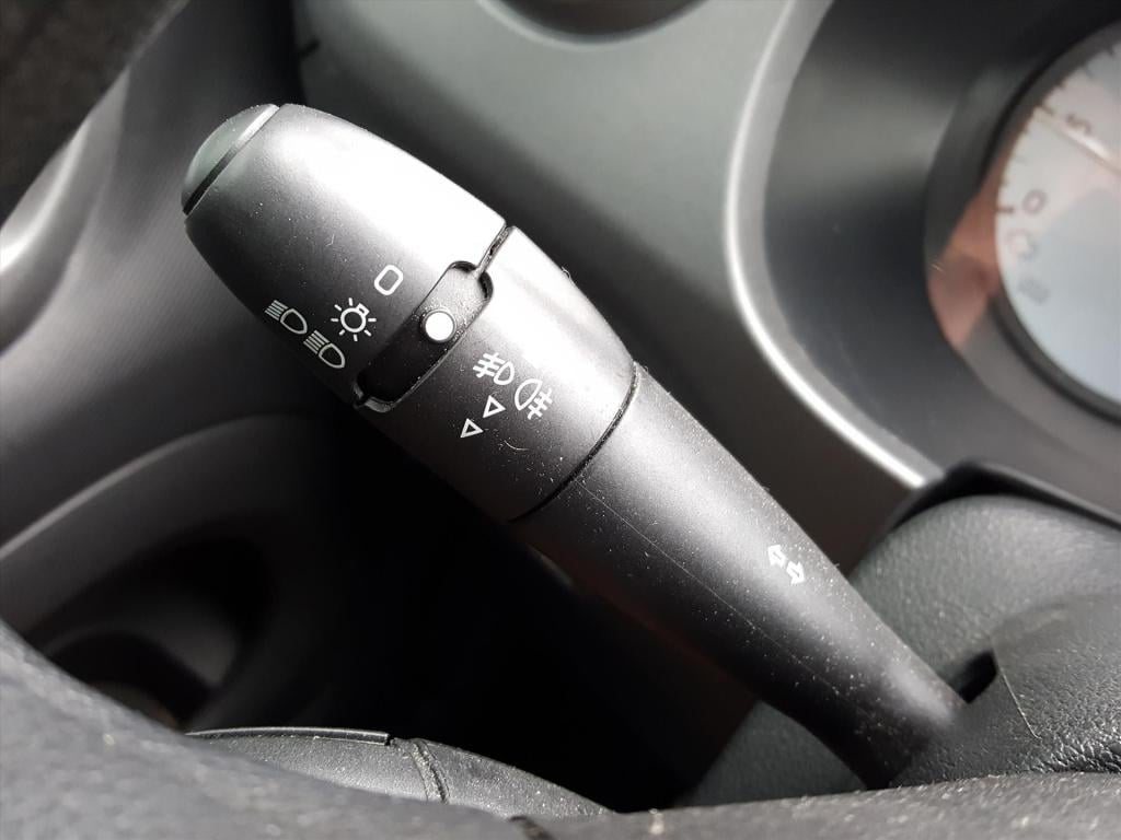 Citroen Berlingo live 1.2 puretech 110pk s&s airco | cruise control | bluet