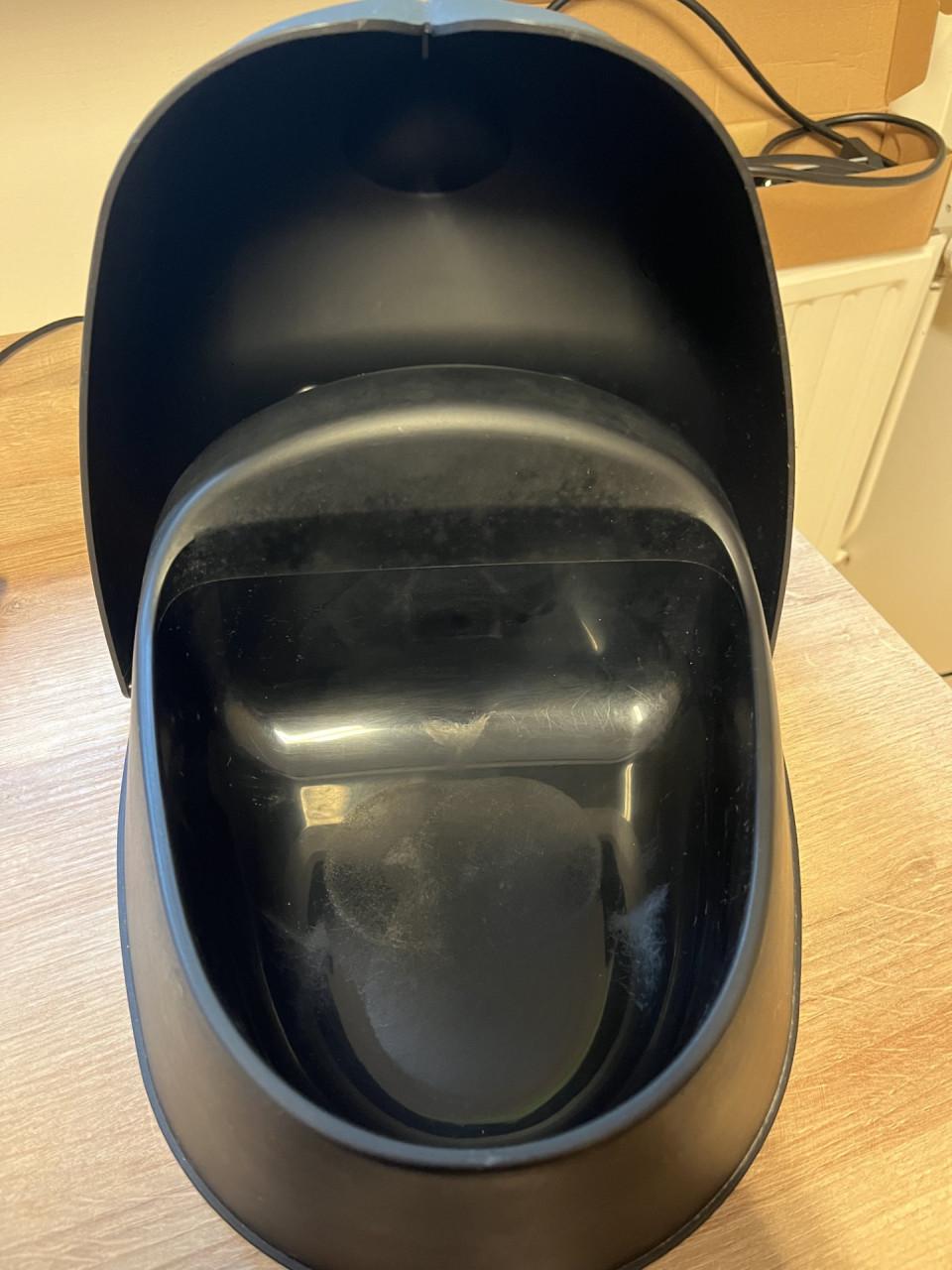 Voerbak (in de vorm van een hondenkop)