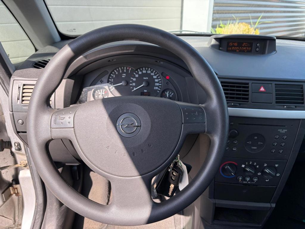 Opel Meriva 1.6-16v essentia/104.000 nap/2e eigenaar/airco/hele nette auto/