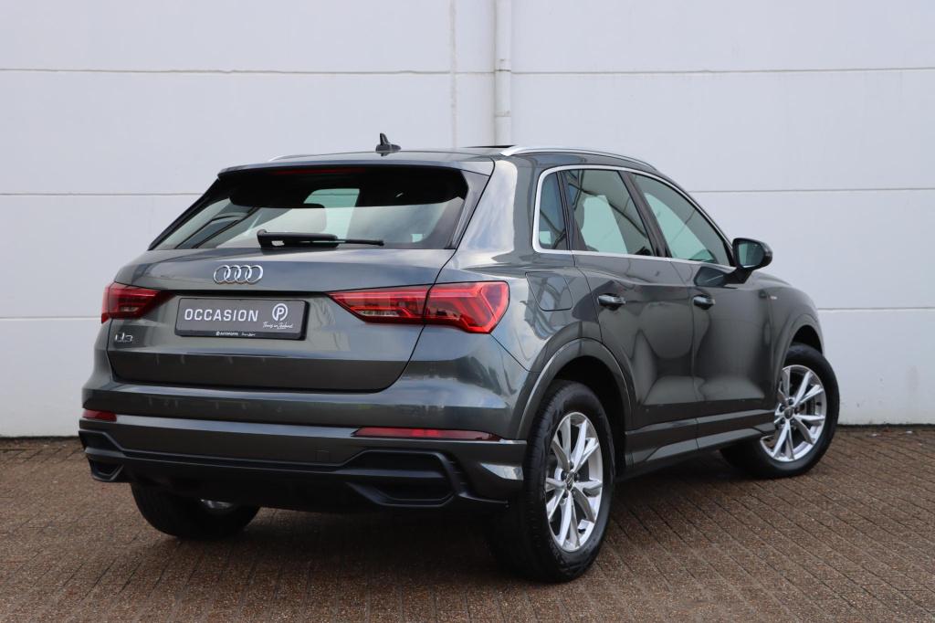 Audi Q3 35 tfsi s line 150pk s-tronic