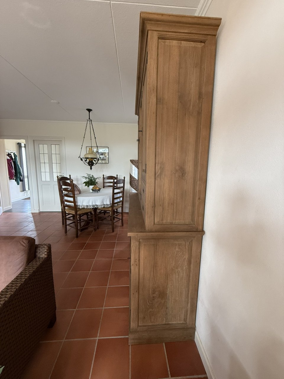 Te koop: Teak houten vitrinekast