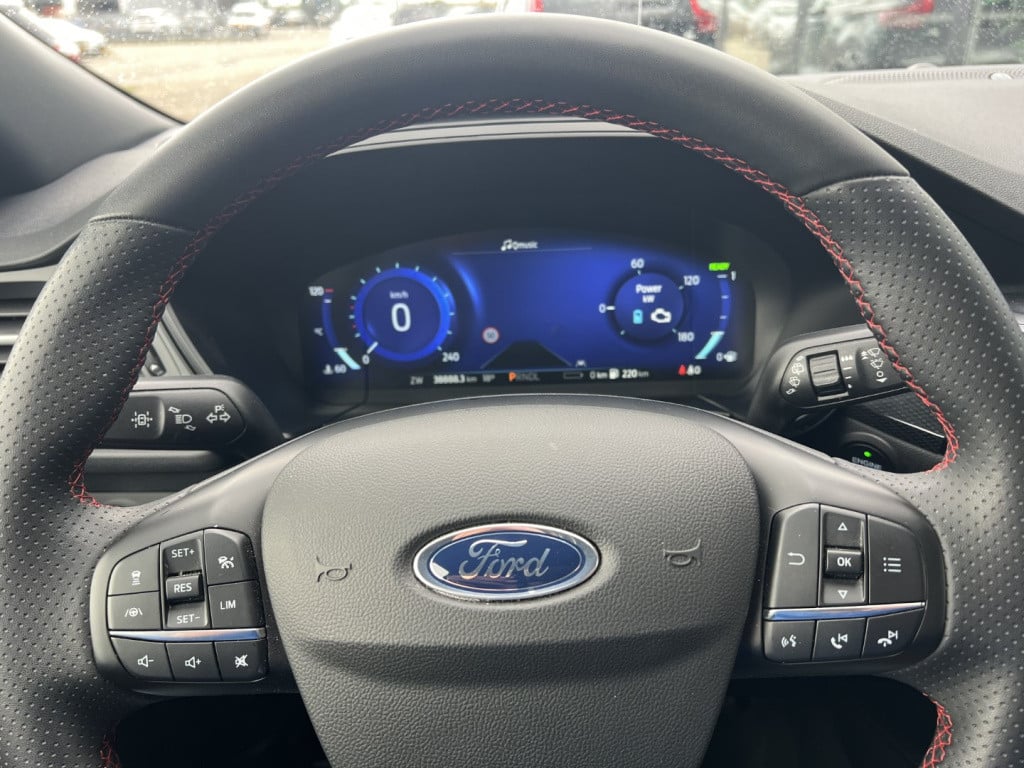 Ford Kuga 2.5 phev e-cvt 225pk st-line x , trekhaak , adaptive cc , winterp