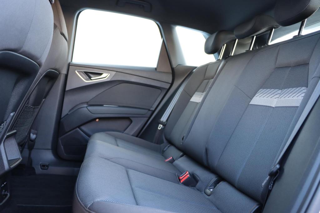 Audi Q4 E-tron 45 quattro advanced edition 77 kwh 265pk | soh 95,1% |