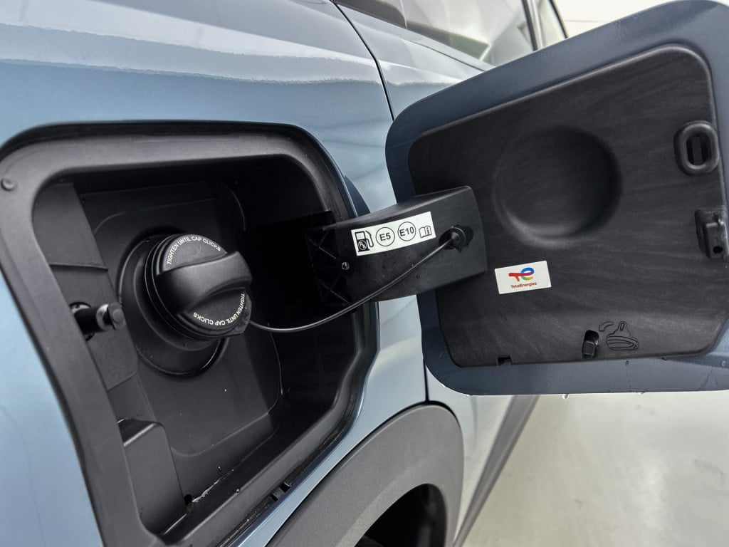 Peugeot 5008 hybrid 145pk automaat allure