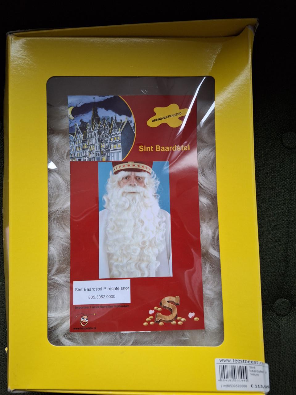 Sinterklaas outfit items