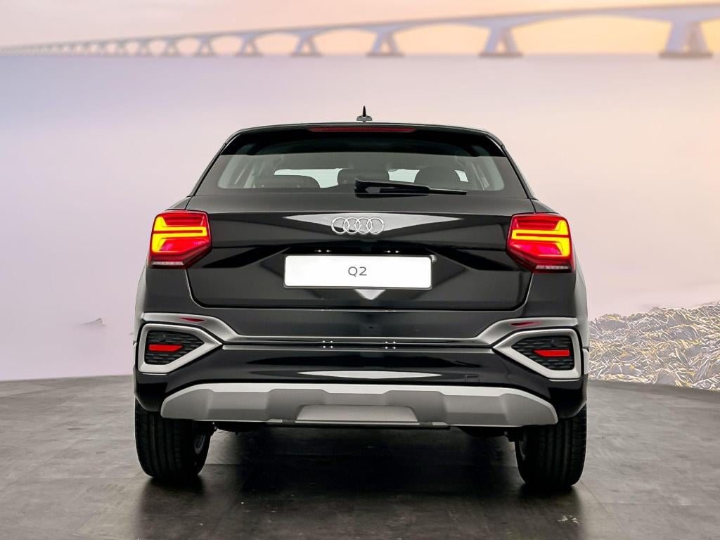 Audi Q2 advanced edition (a01 pi) 35 tfsi 110 kw / 150 pk