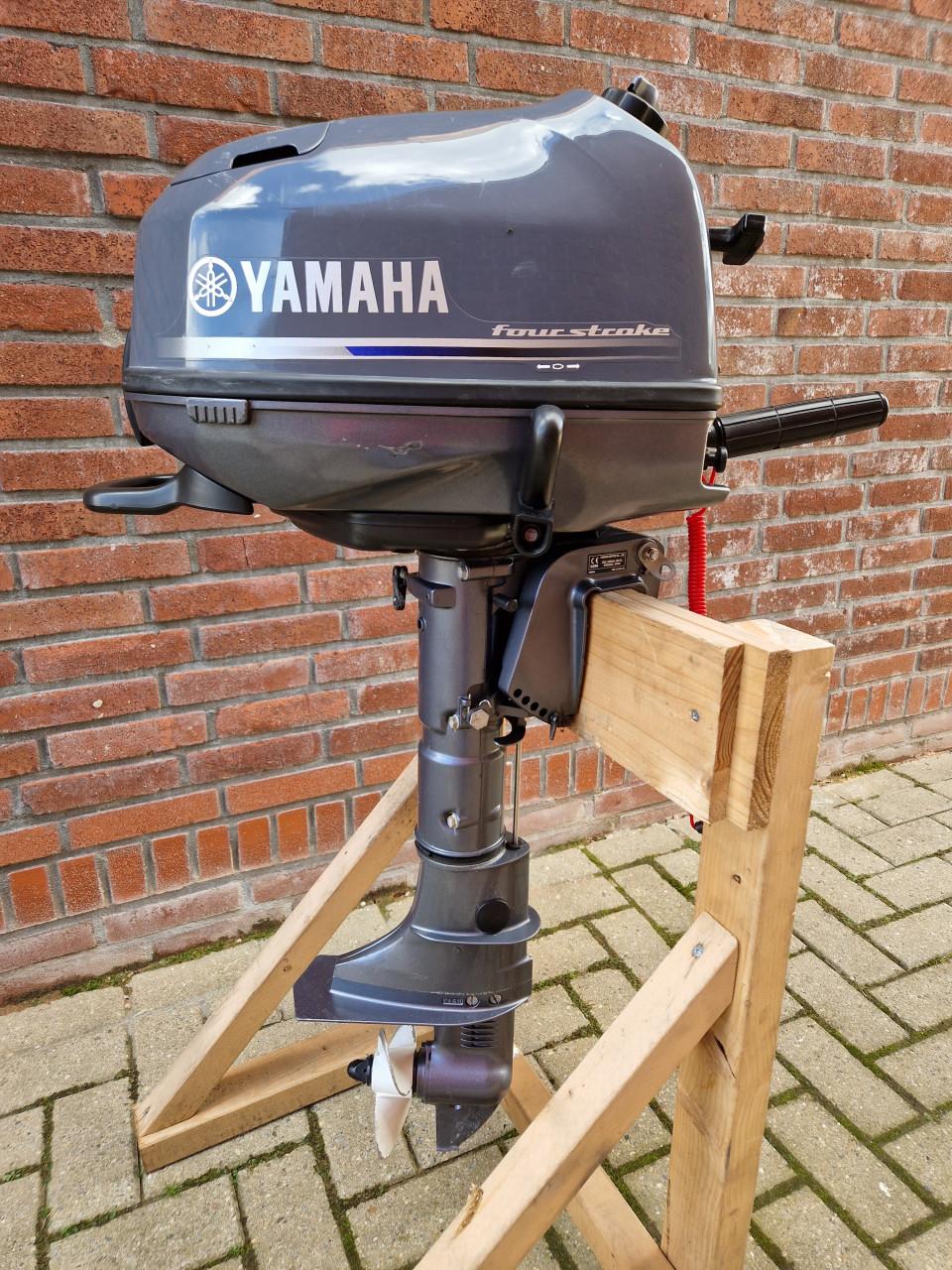 YAMAHA 4 pk 4-takt kortstaart bouwjaar 2020 !!!