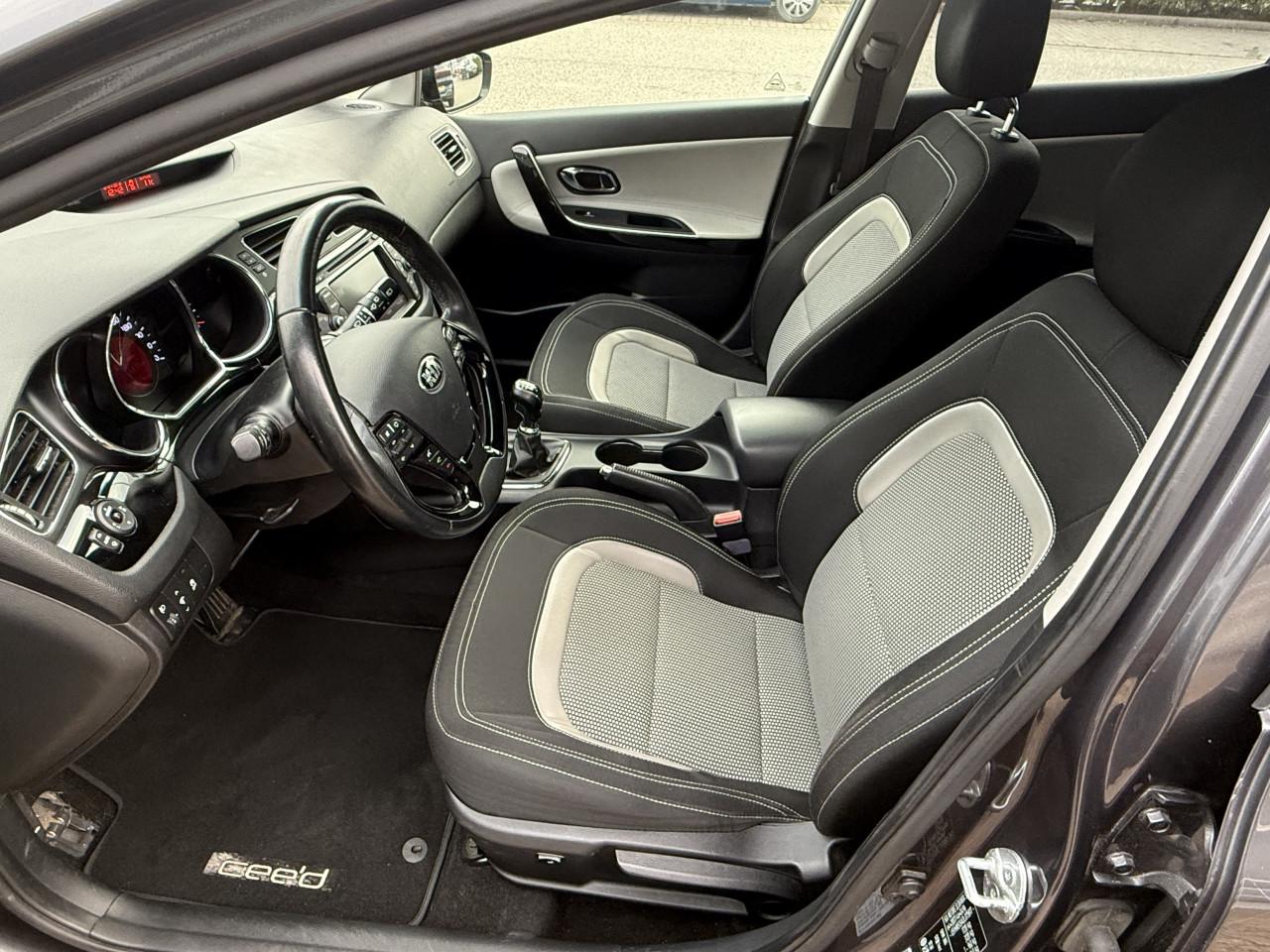 Kia Cee'd - 1.6 GDI Business Pack