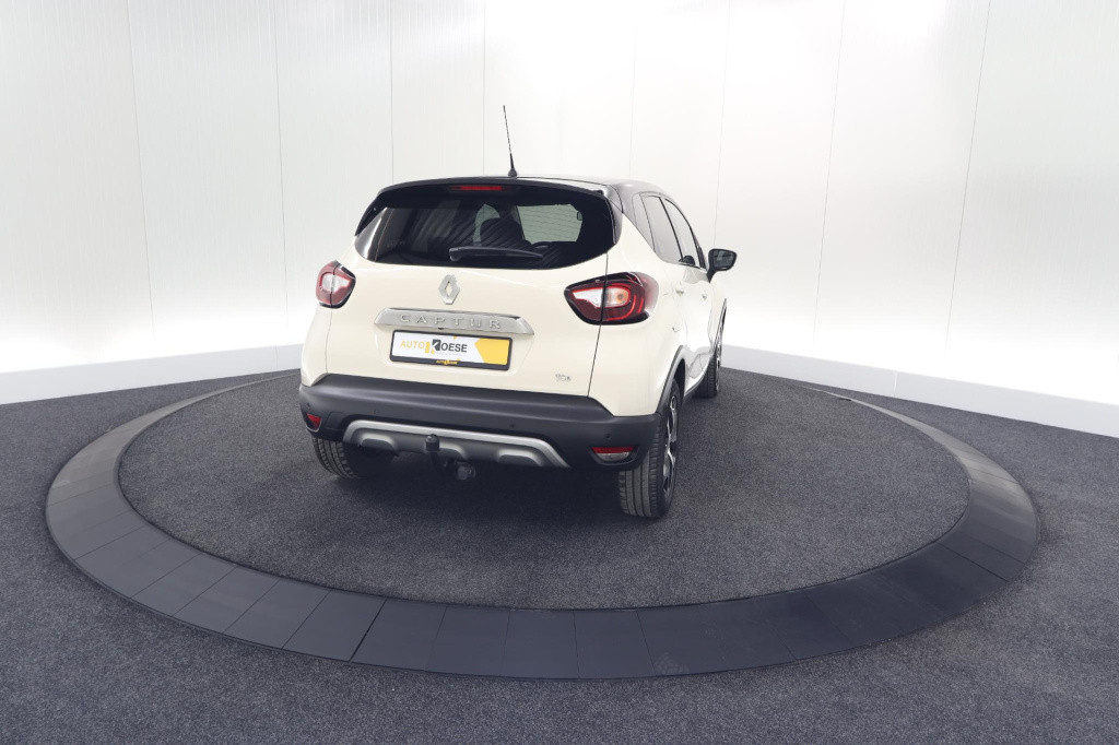 Renault Captur tce 90 intens | trekhaak | camera | navigatie | parkeersenso