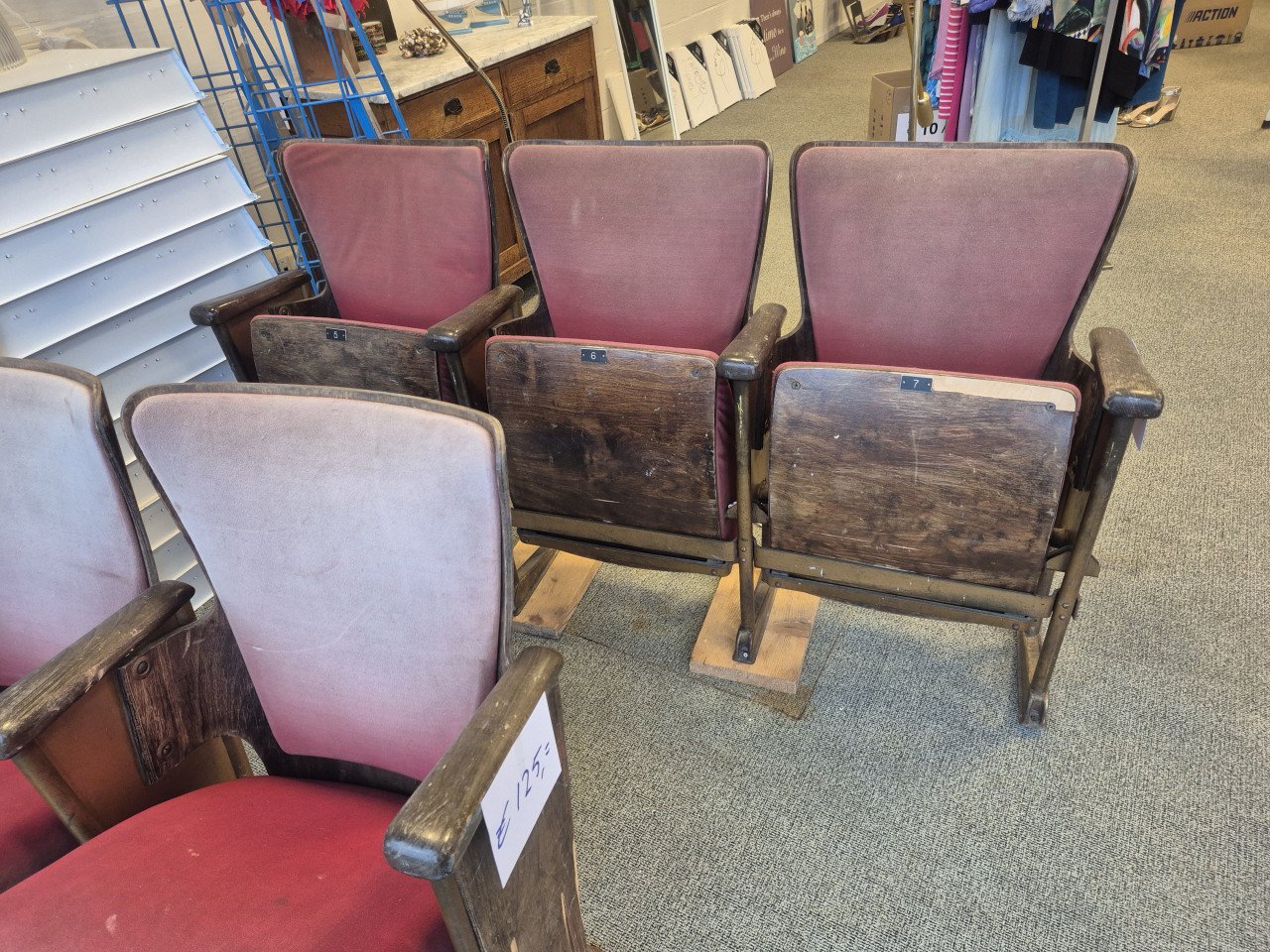 5 theaterstoelen