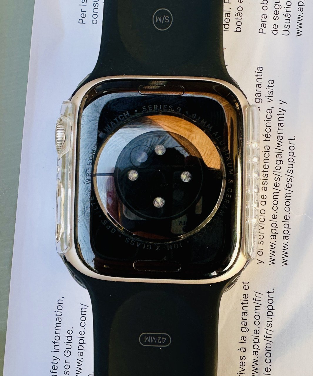 Apple Watch Series 9, 41mm GPS, Cellular, Aluminium, Starlight.