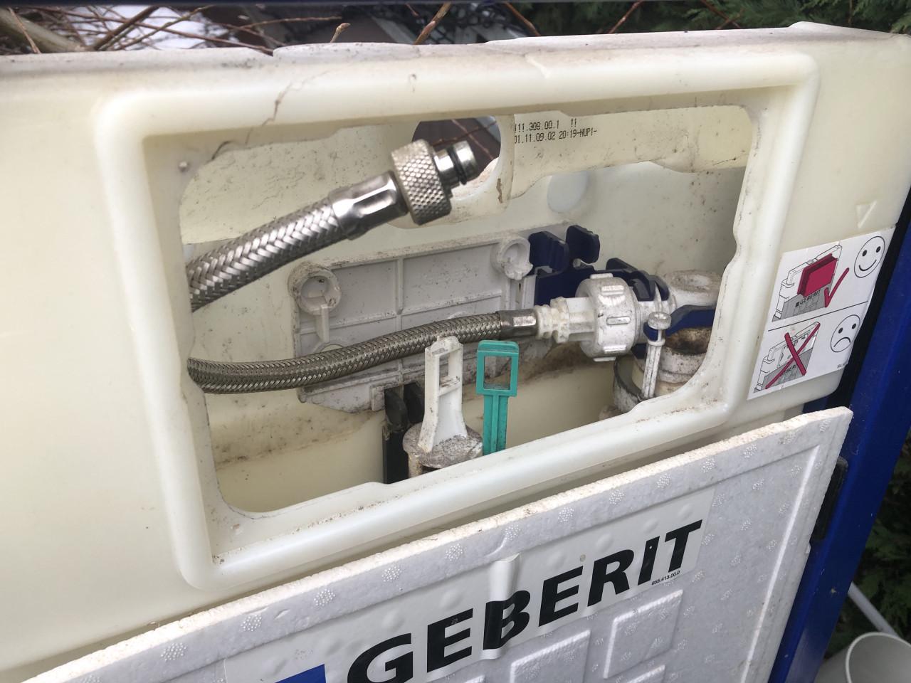 Toiletpot Sphinx en wandsysteem Geberit