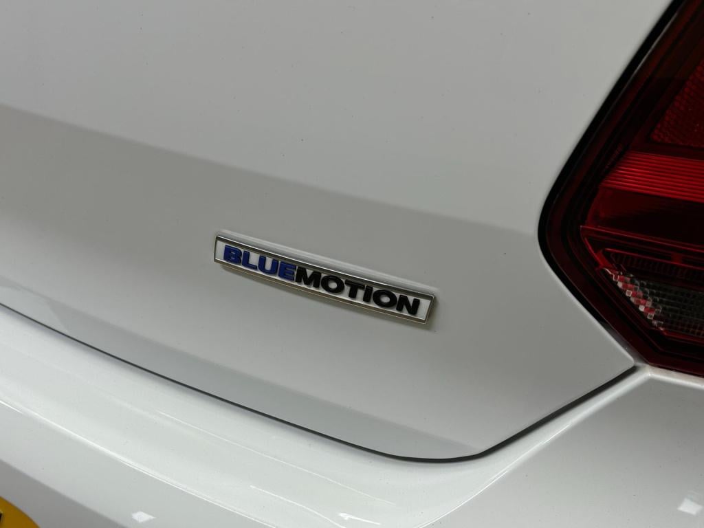 Volkswagen Polo occasion 1.0 bluemotion edition | wit | airco | tweedehands