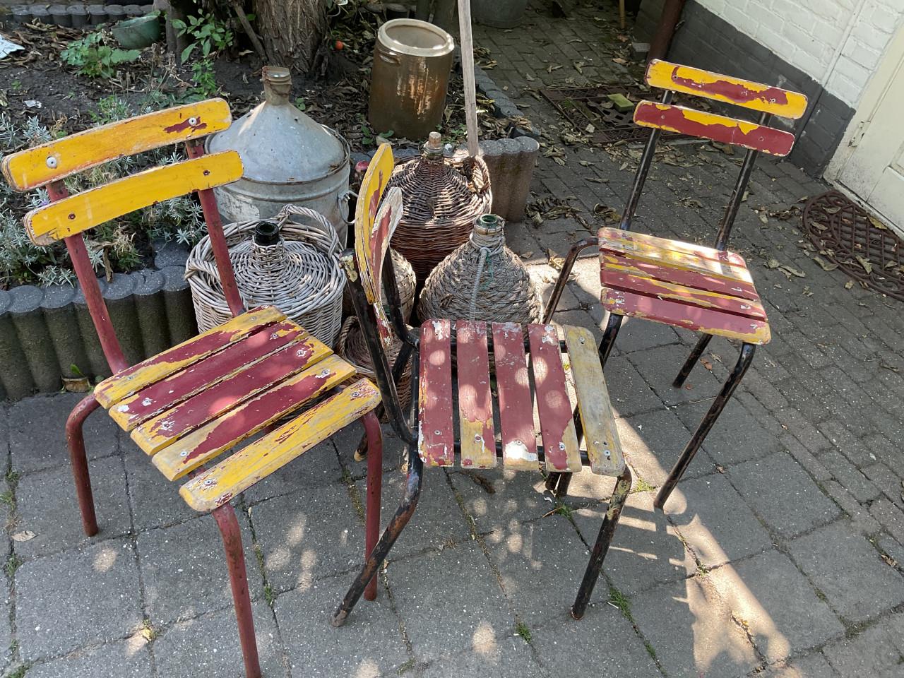 Vintage terrasstoelen uit Antwerpen