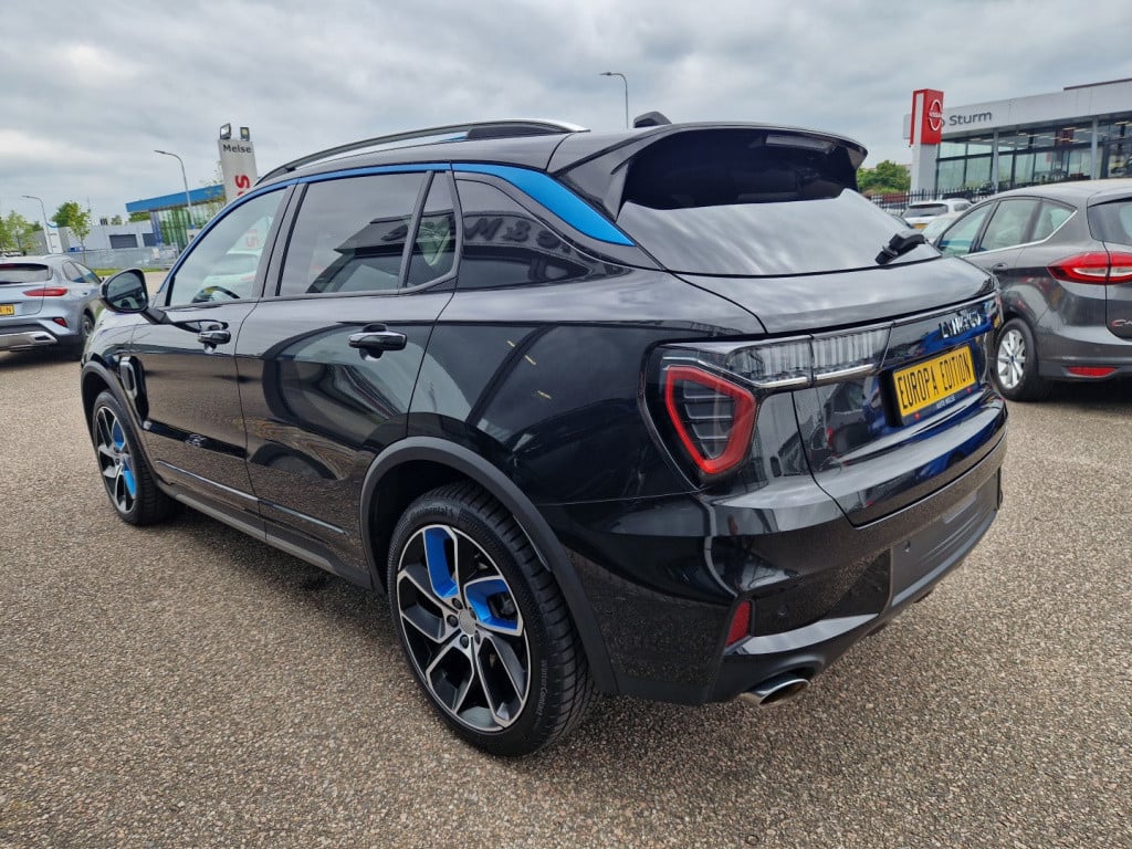 Lynk & Co 01 1.5 plug in hybrid 261pk , panodak , 360 gr camera , carplay
