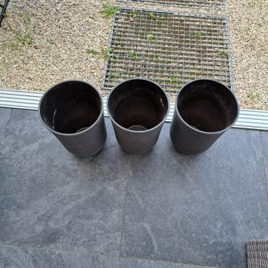 Bloempot donkerbruin 3 stuks