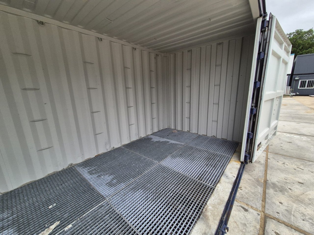 20ft openside opslag / chemiecontainer met opvangbak