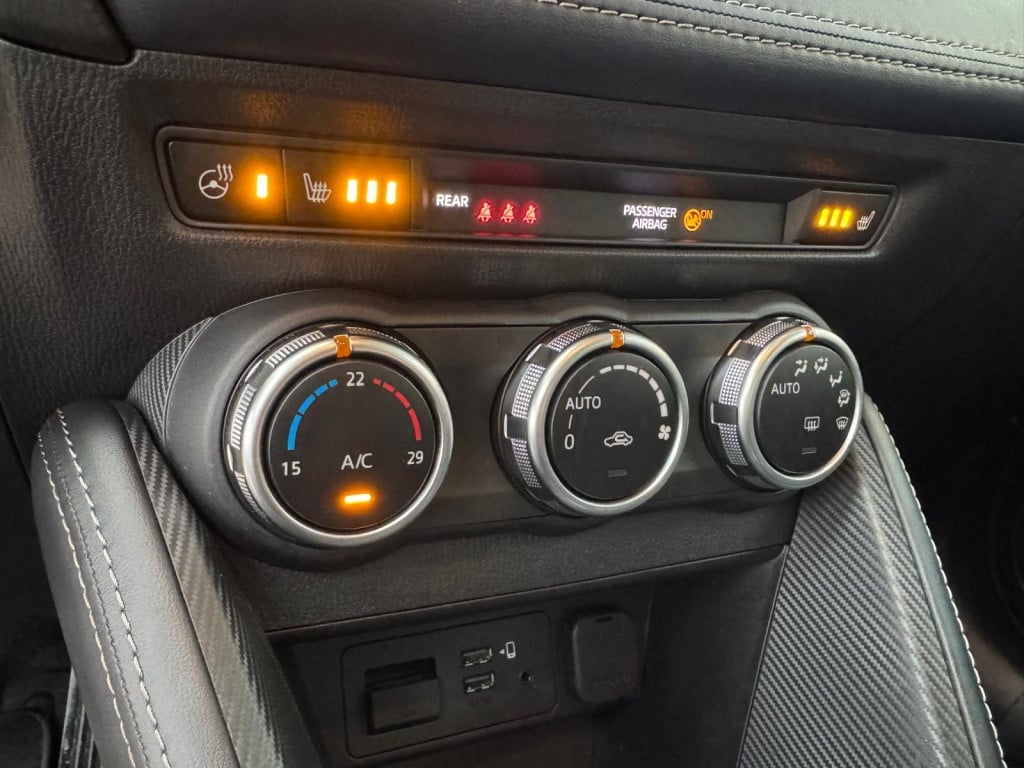 Mazda 2 1.5 skyact-g luxury