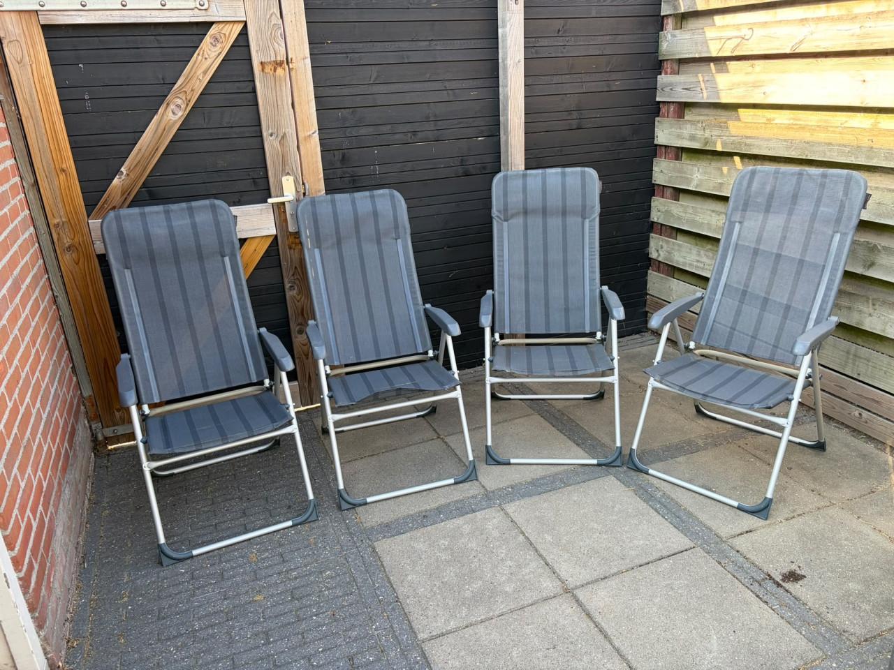 4 camping stoelen