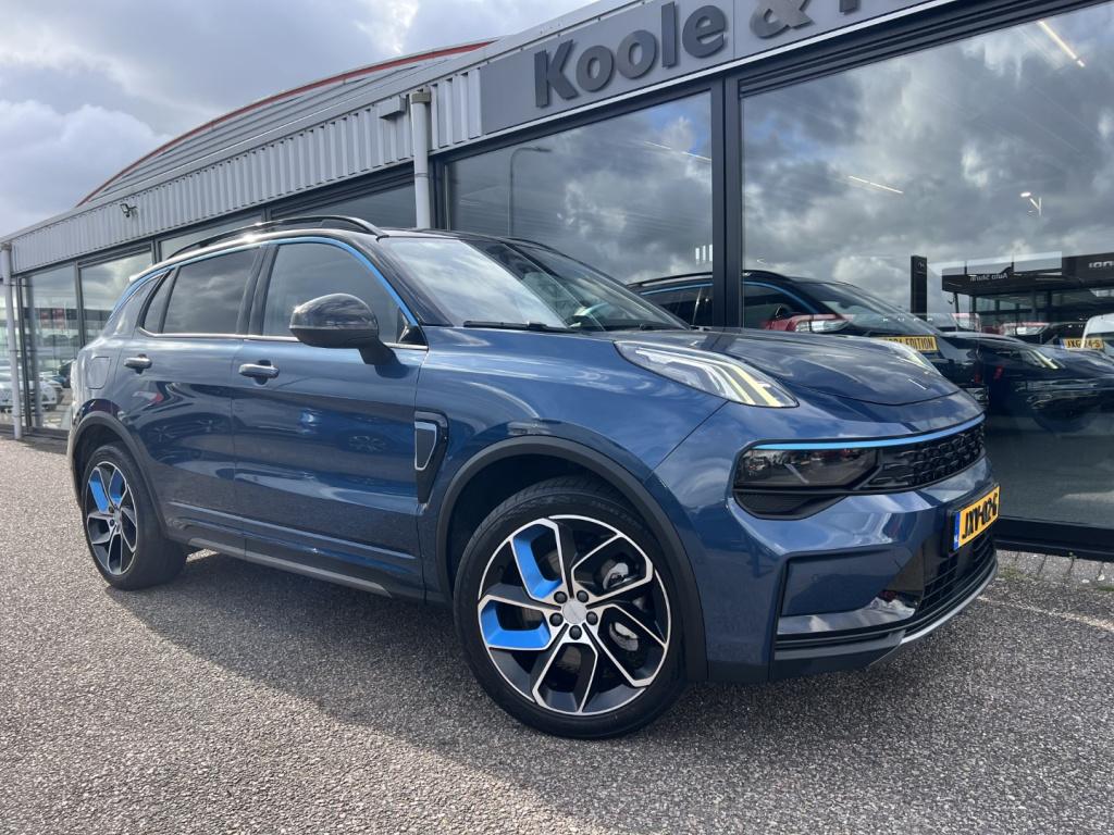 Lynk & Co 01 1.5 261pk phev 7dcth plug in hybrid , pano dak , 360gr camera 