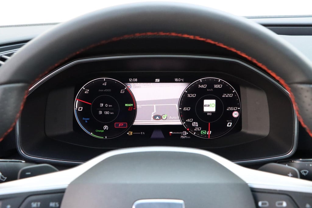Seat Leon 1.4 tsi ehybrid phev fr business intense 204pk