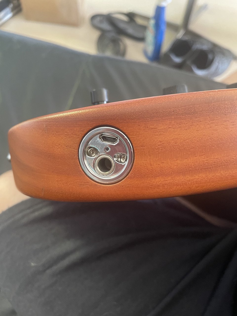 Fender usa Acoustasonic
