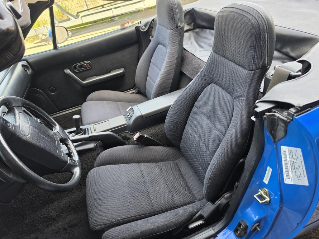 Mazda Mx-5 miata 1.6 | hardtop | airco | kofferrek | softtop