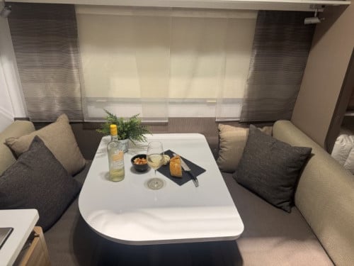 Adria Atea 392PH caravan