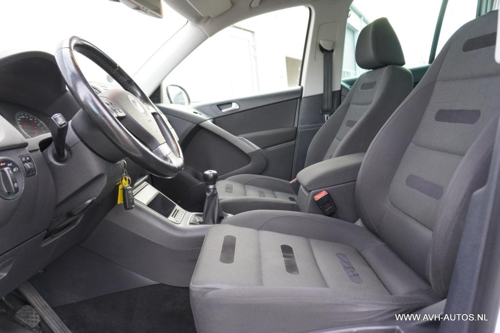 Volkswagen Tiguan 1.4 tsi sport&style 4motion