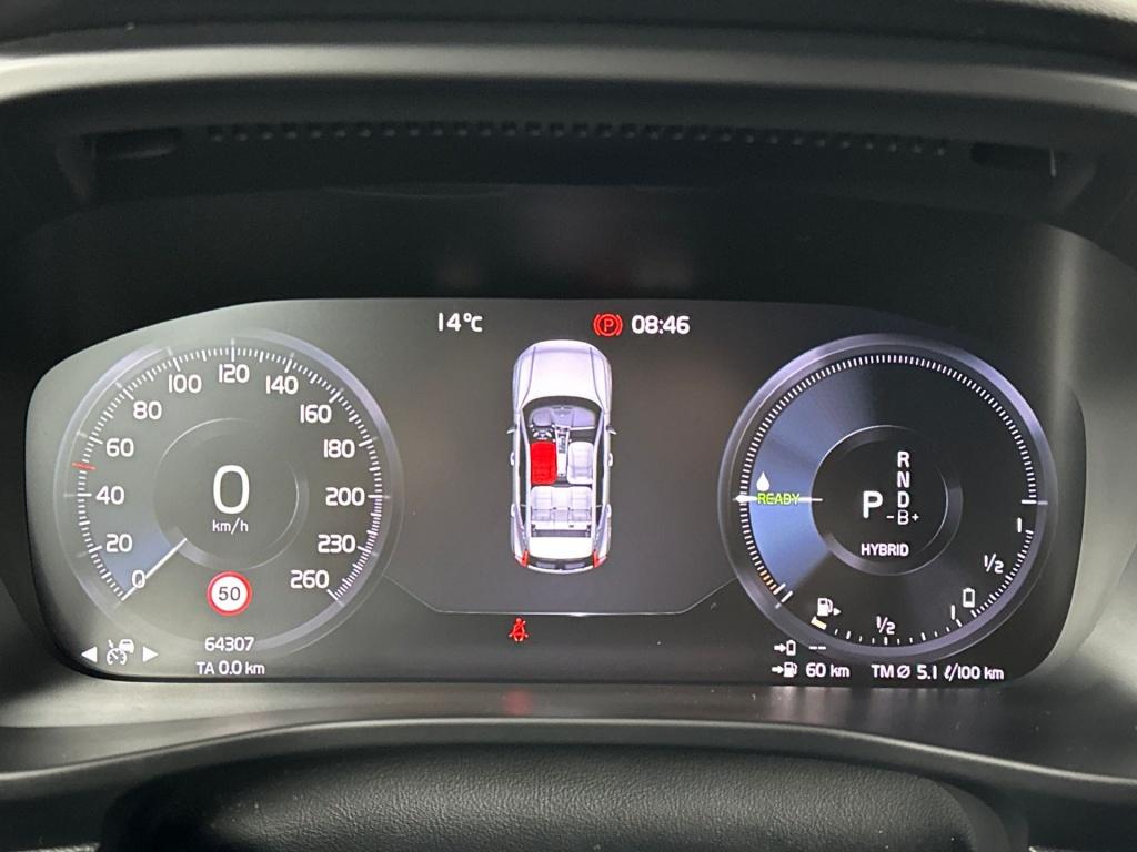 Volvo XC40 t5 262pk recharge plus dark| adap.cruise| 360camera| trekhaak