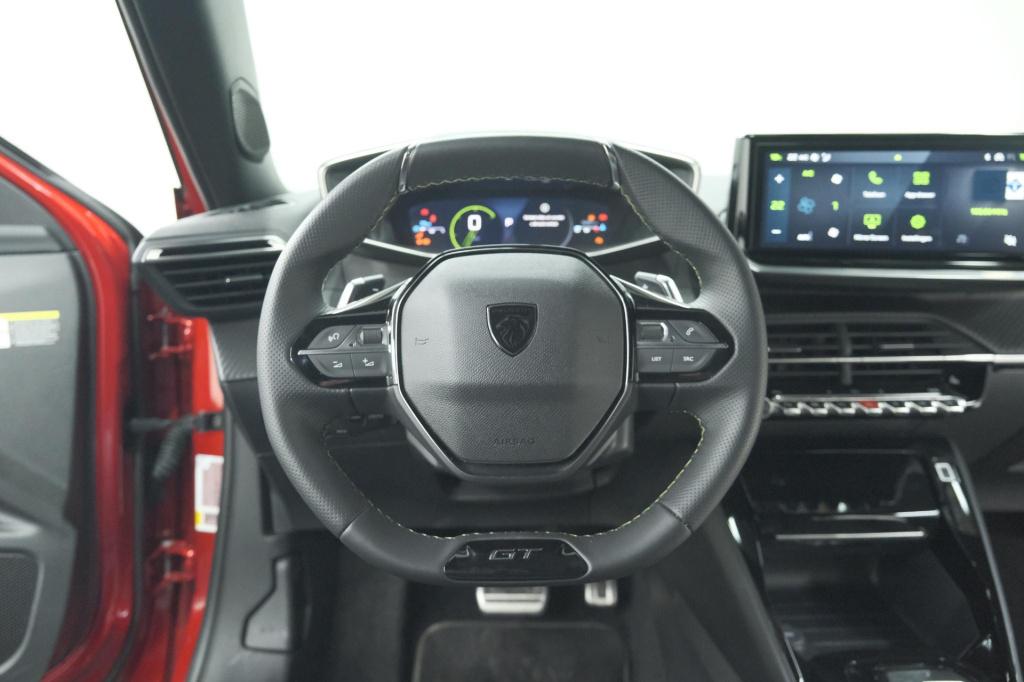 Peugeot 2008 puretech 130 eat8 gt | 360 camera | stoelmassage | adaptieve c