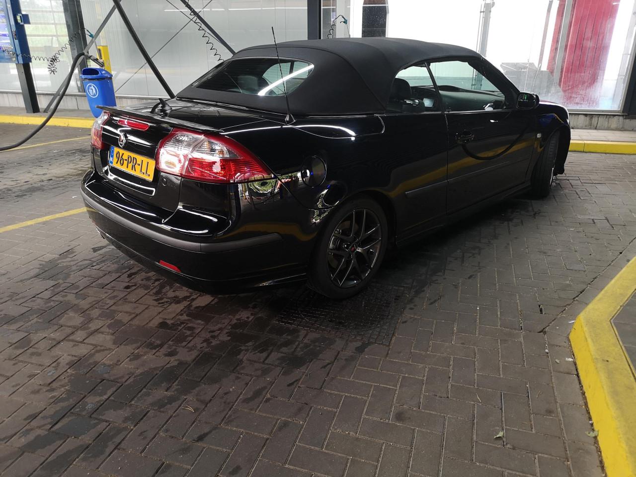 Saab 9-3 Aero m6 2-liter cabriolet