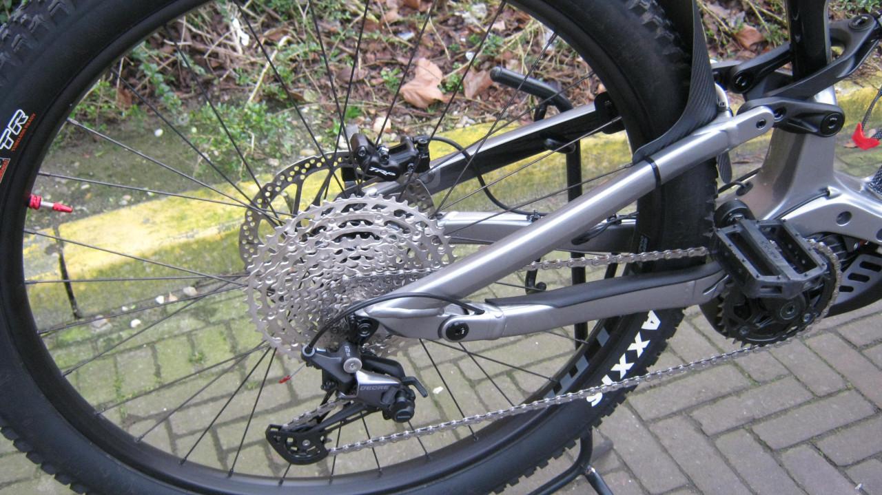 TE KOOP E-MTB CANNONDALE  FULL SUSPENS HABIT NEO PLUS 29 ER MET 907 KM ER O