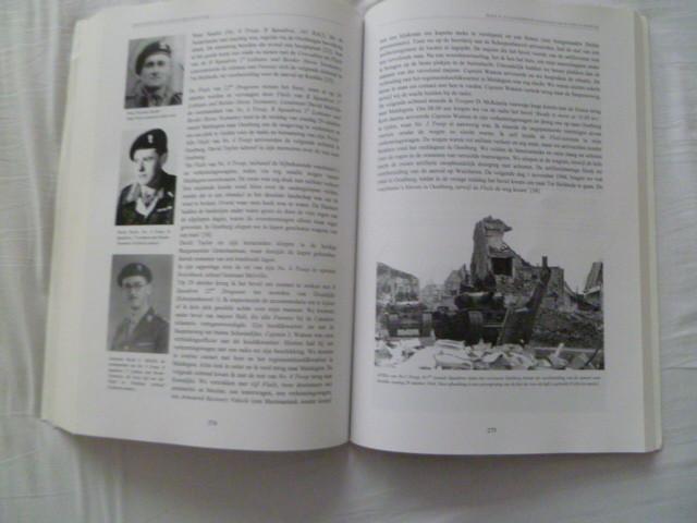 POLDER FIGHTING. Bevrijding van Oostburg.  1944.