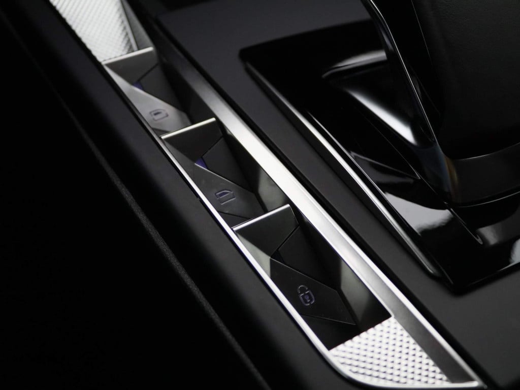Ds Ds 3 e-tense performance line 54 kwh | parkeersensoren | apple carplay/a